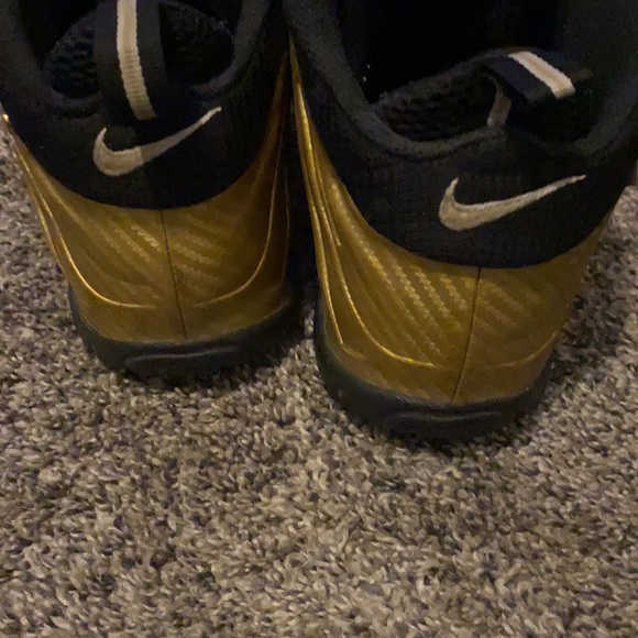 Gold version - Picture 4 of 4